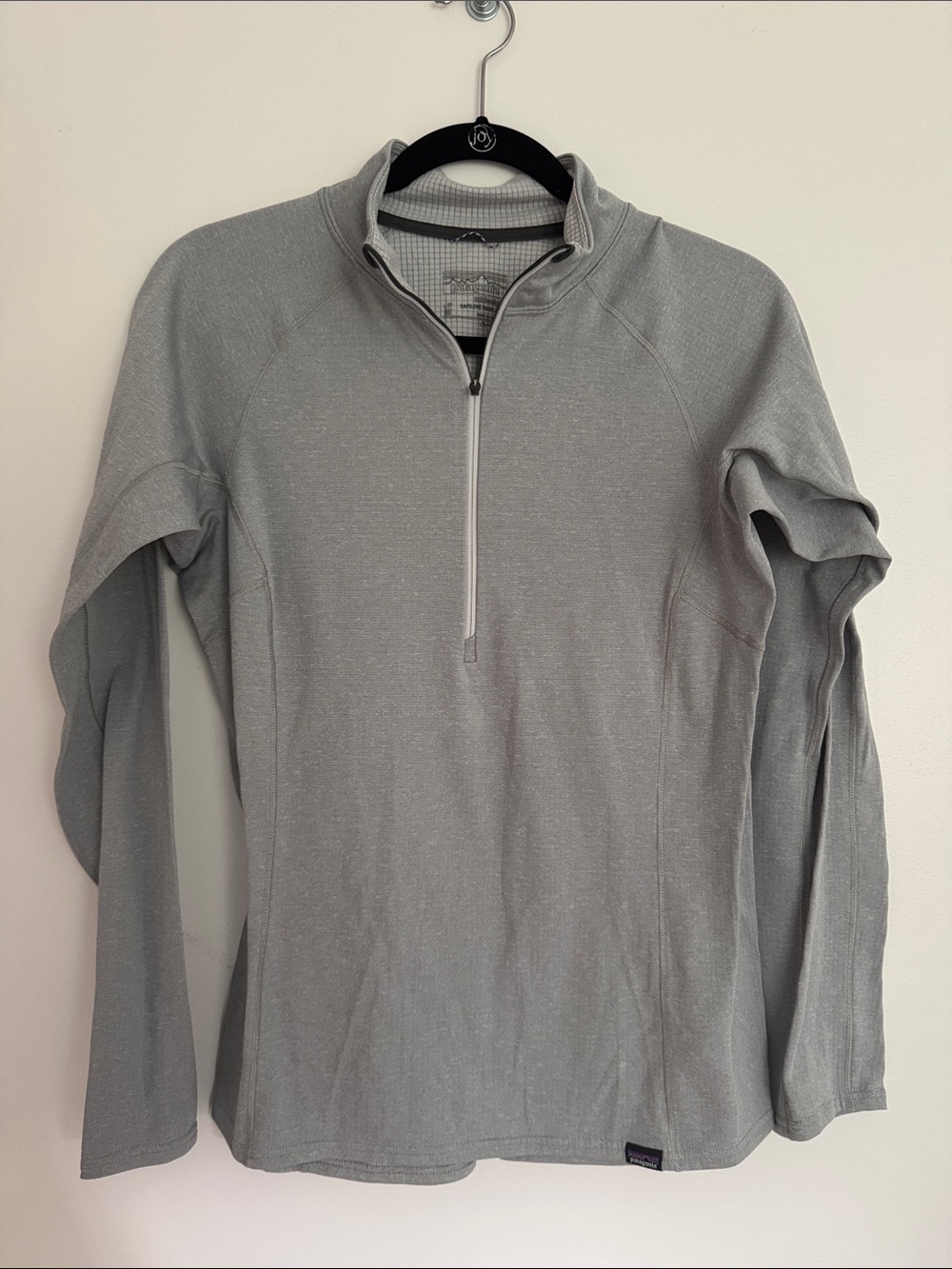 Patagonia Light Gray Quarter-Zip Capilene Base Layer Pullover